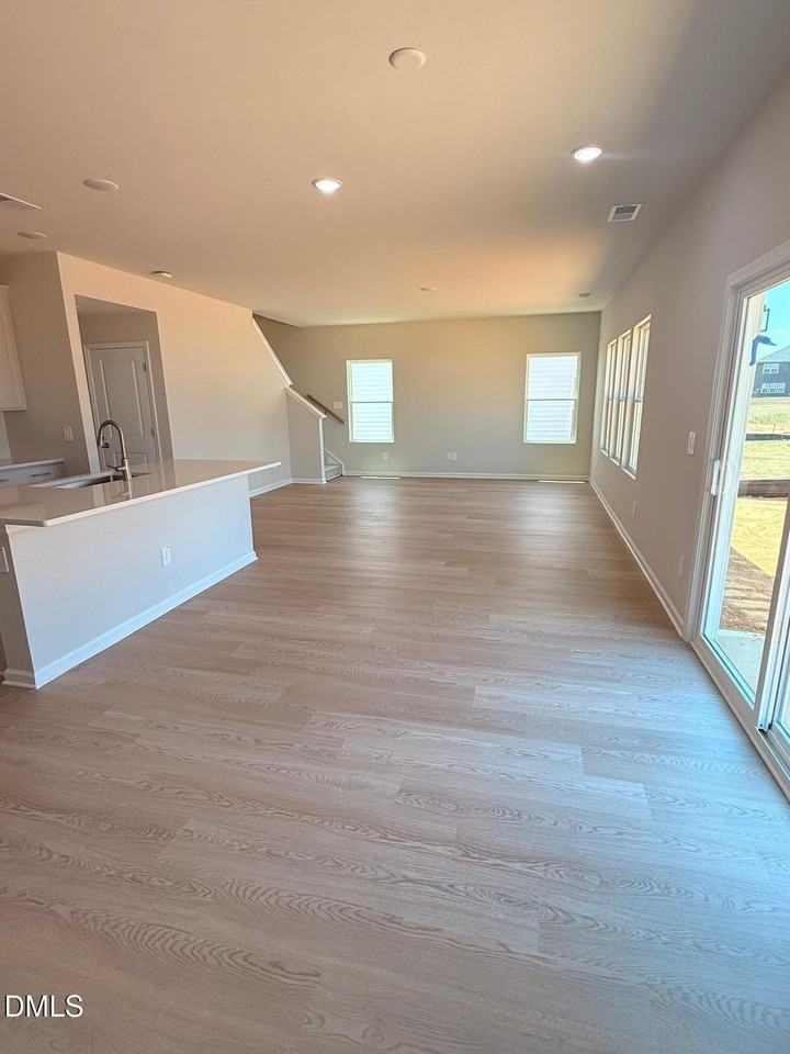 95 Thistle Patch Pl - Photo 5 of 13