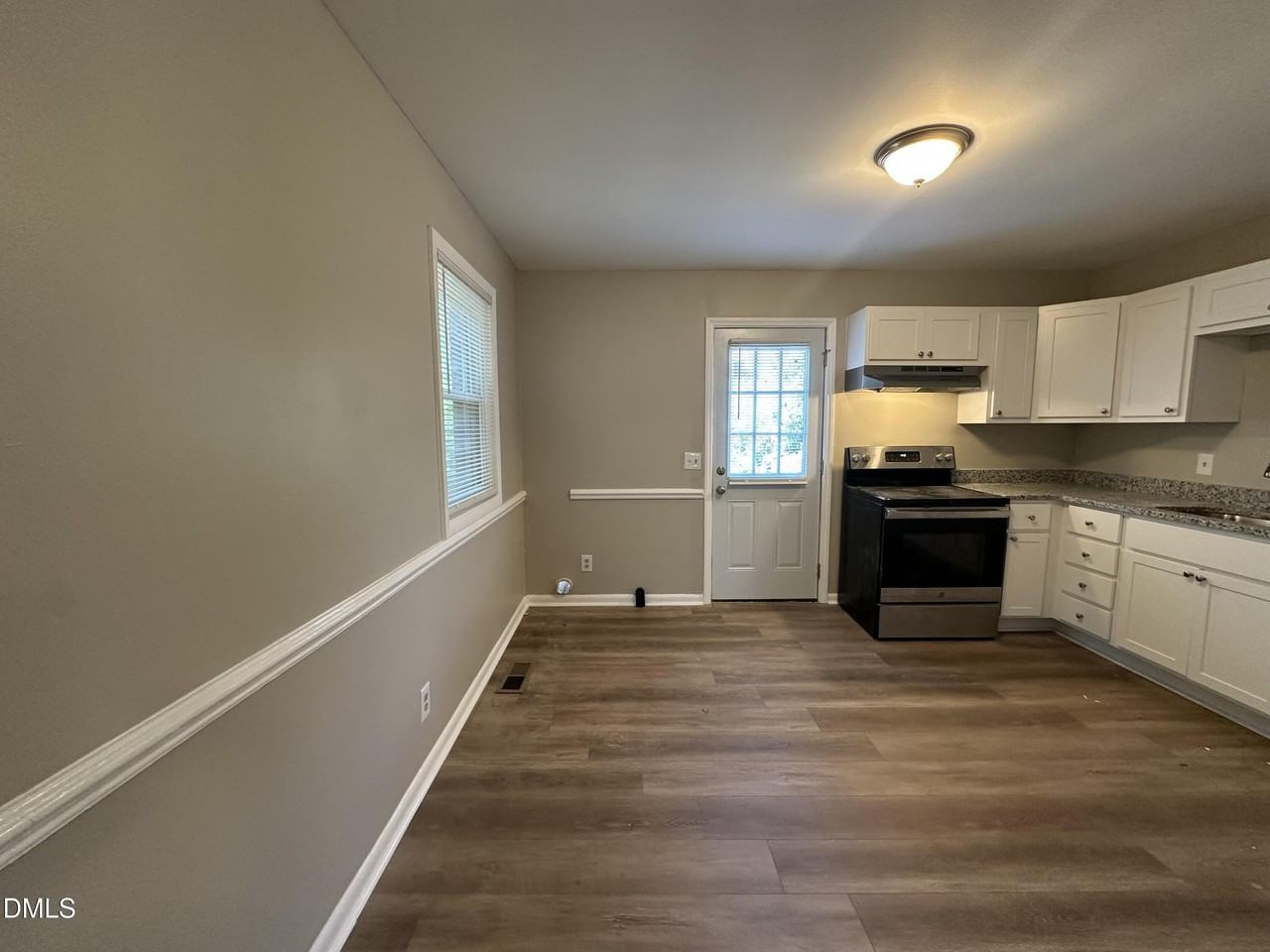 303 Weston Rd - Photo 7 of 15