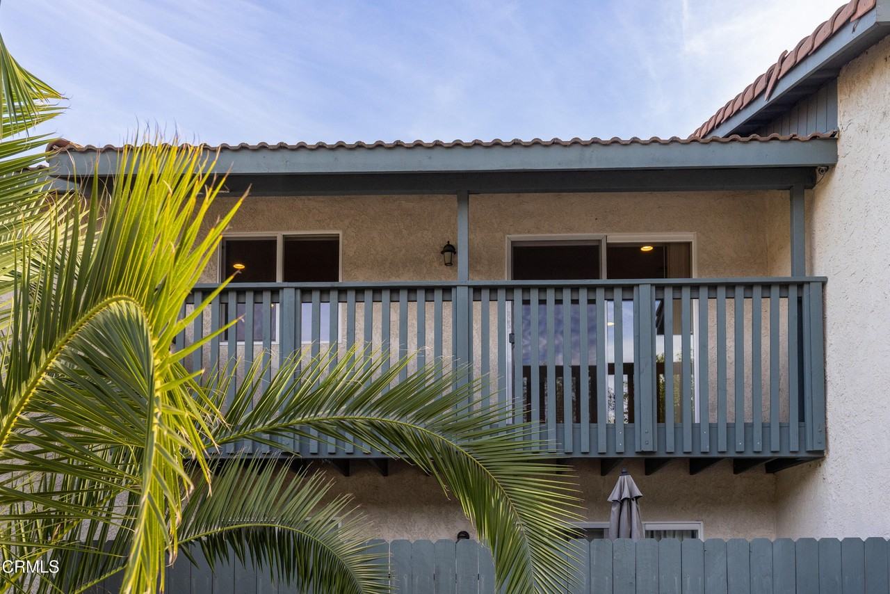 126 E Ventura St #F - Photo 4 of 17