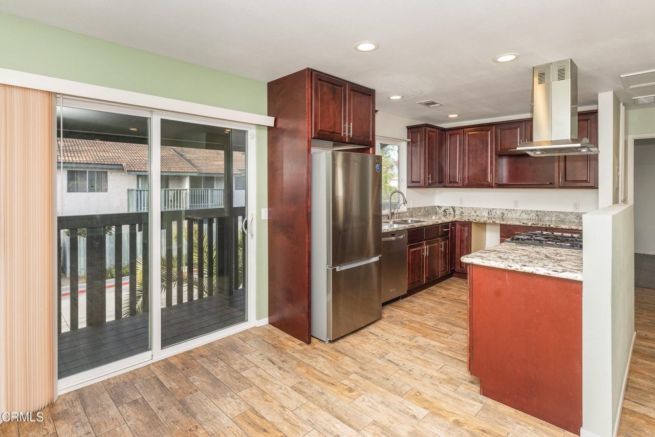 126 E Ventura St #F - Photo 7 of 17