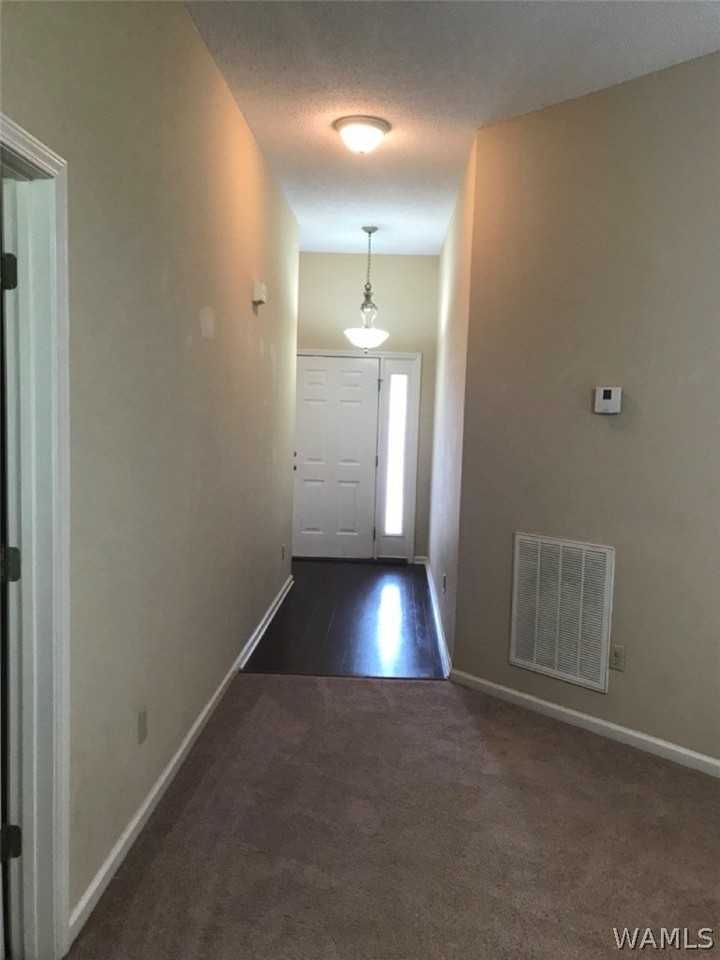 5007 Ross Cir - Photo 2 of 7