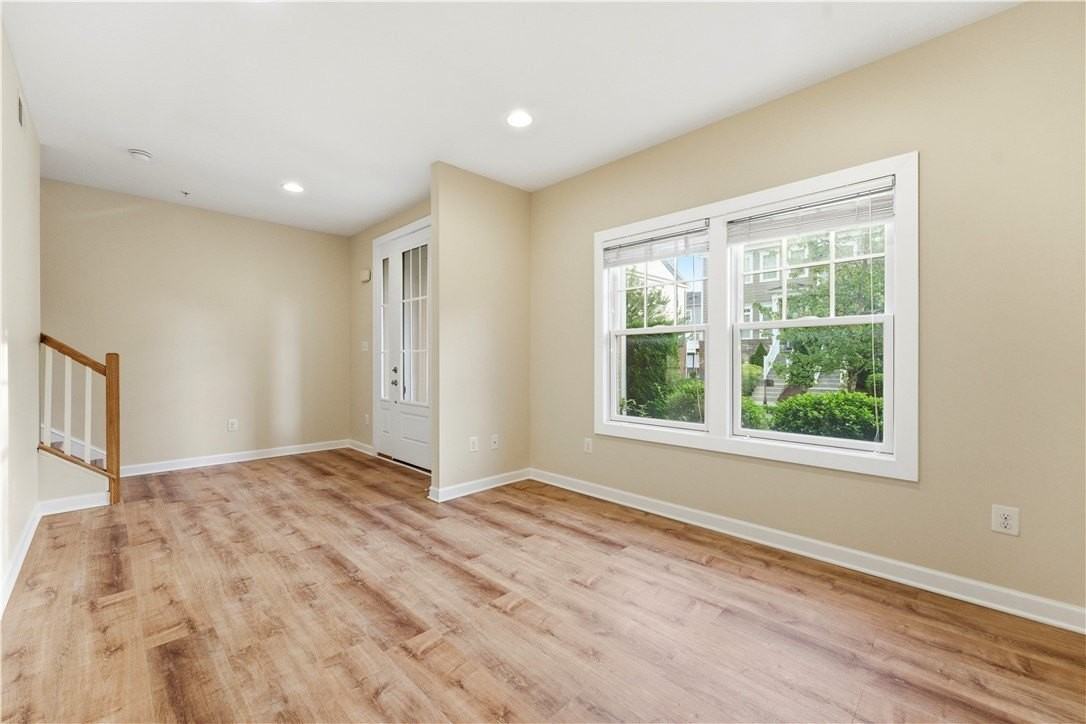 335 Osona Ln - Photo 3 of 48