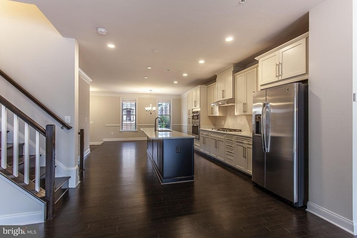 7807 Crystal Brook Way - Photo 7 of 24