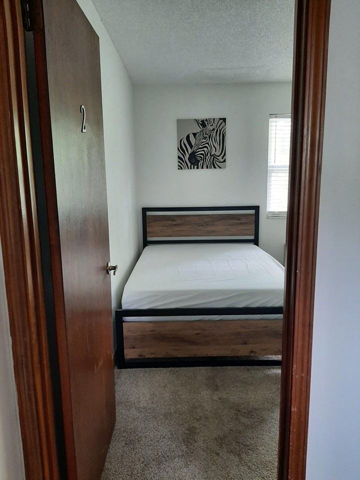 Village Gate Ct - Photo 5 of 21