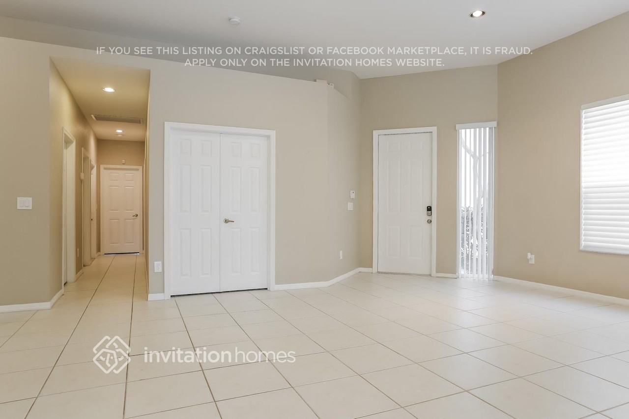 7586 Nw 60th Ln - Photo 4 of 20