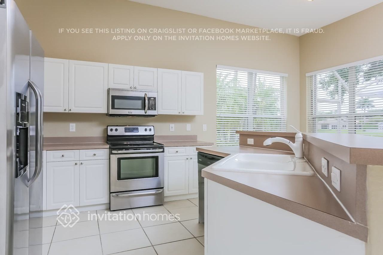 7586 Nw 60th Ln - Photo 7 of 20