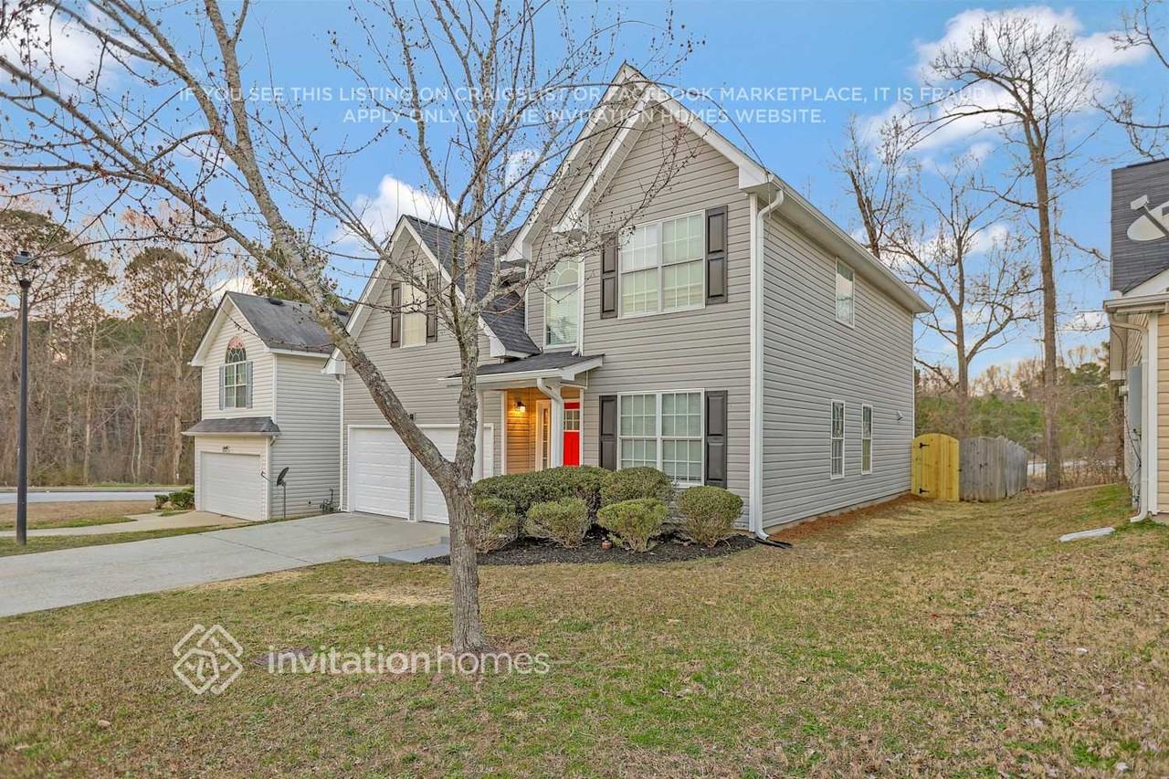 2796 Two Lake Cir - Photo 3 of 30