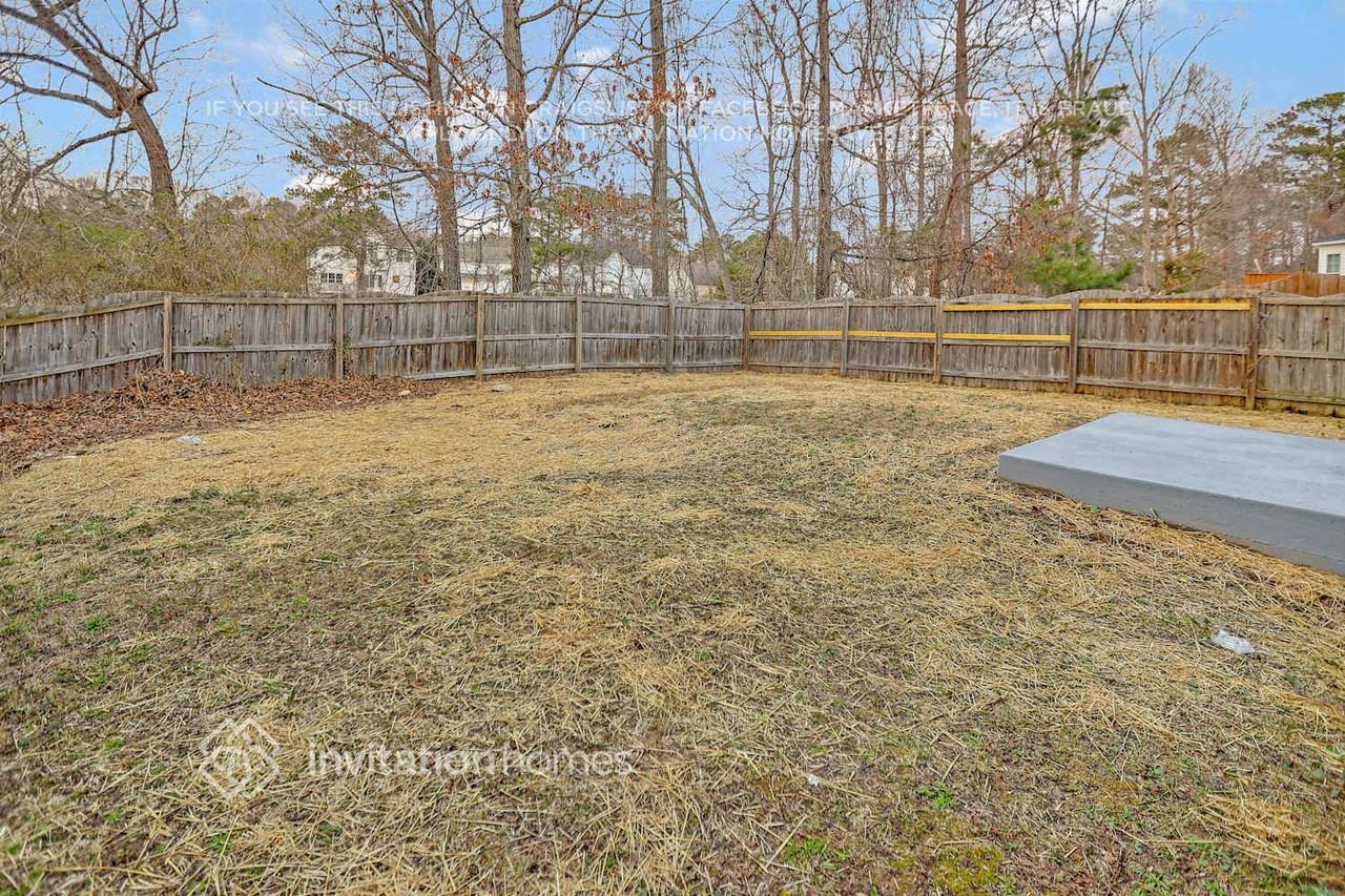2796 Two Lake Cir - Photo 4 of 30