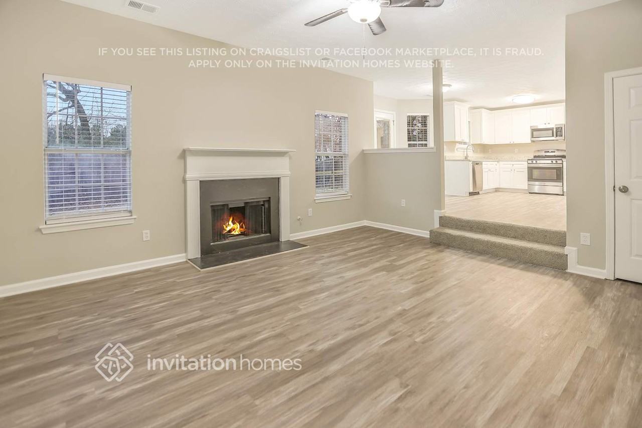 2796 Two Lake Cir - Photo 6 of 30