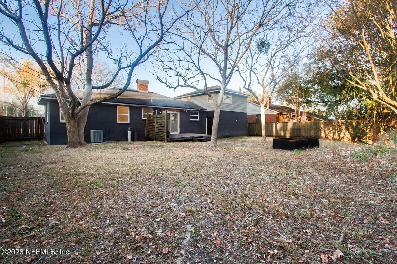 5072 French St - Photo 3 of 21