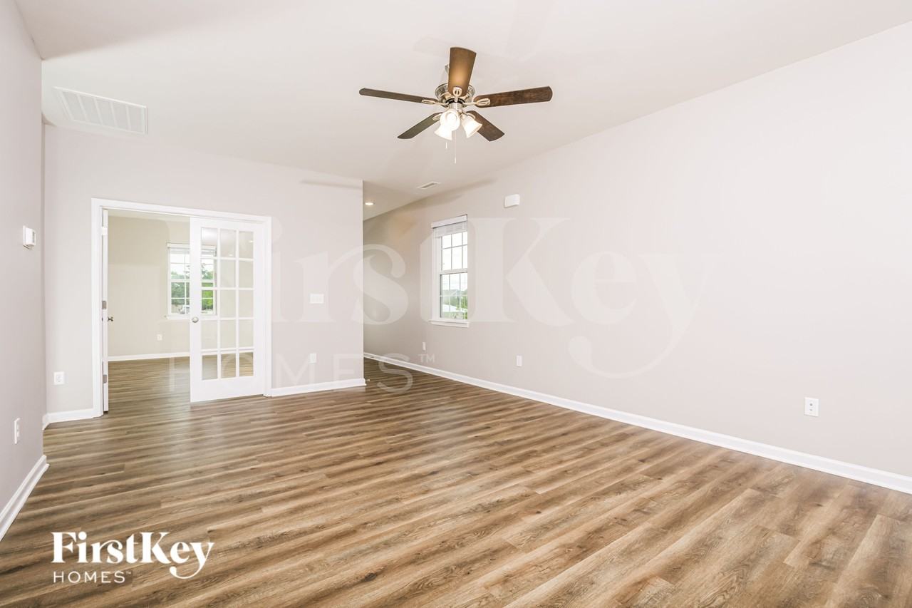 444 Haywood Glen Dr - Photo 3 of 19