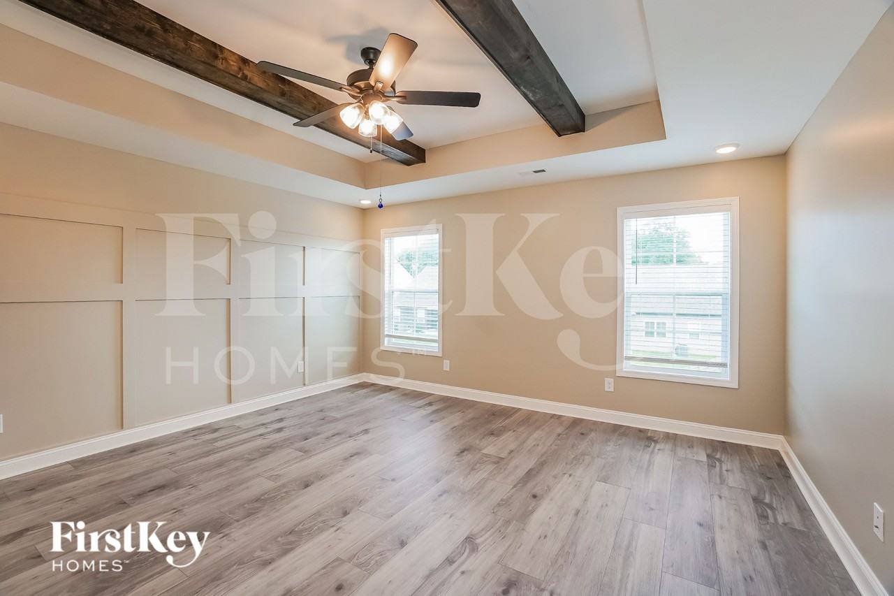 530 Bloomington Trce - Photo 7 of 19