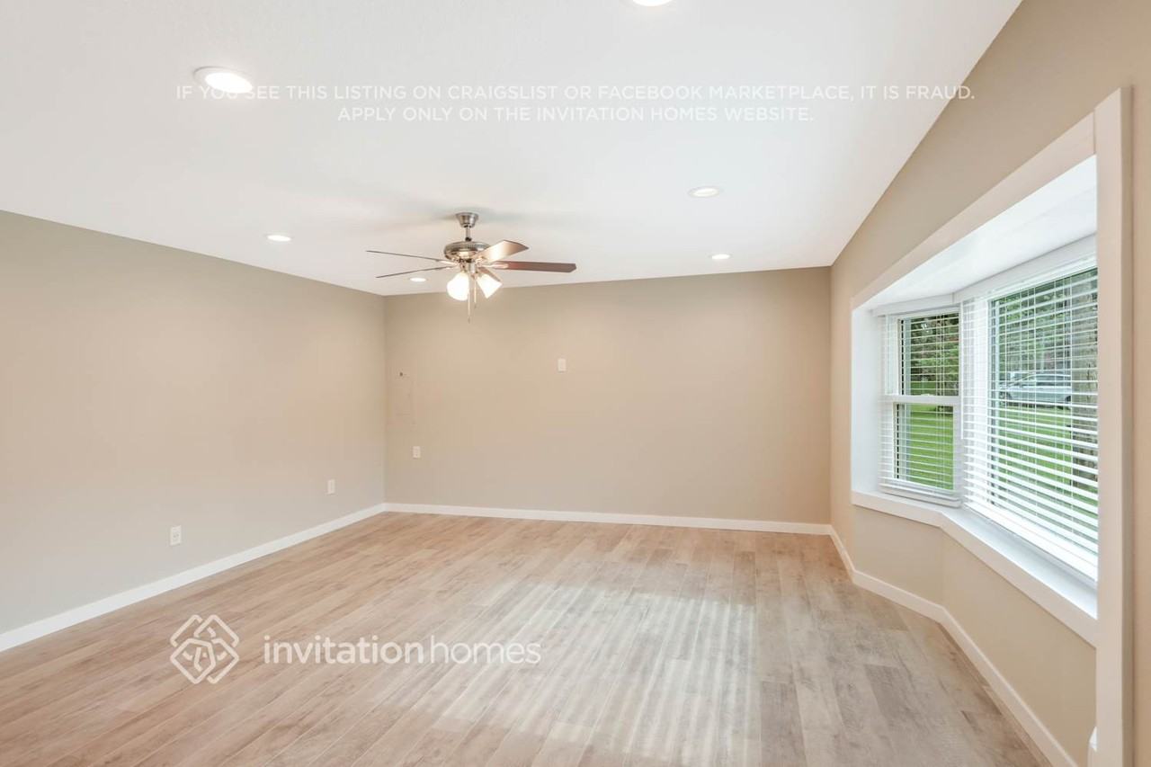 810 Bishop Pl - Photo 5 of 31