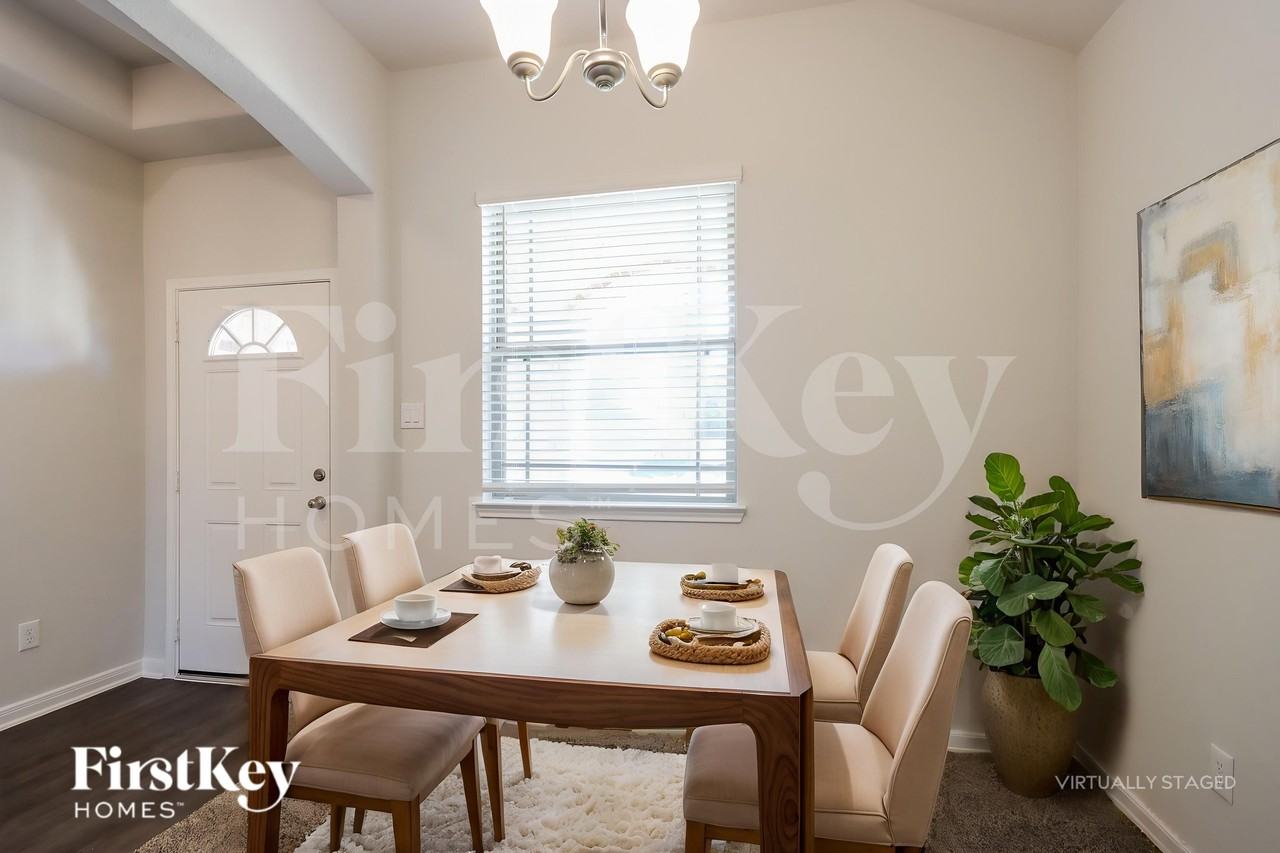 26203 Cooperstown Way - Photo 7 of 18