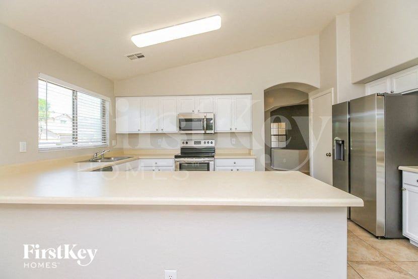 2647 W Canyon Way - Photo 6 of 15