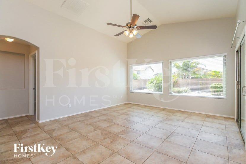 2647 W Canyon Way - Photo 7 of 15