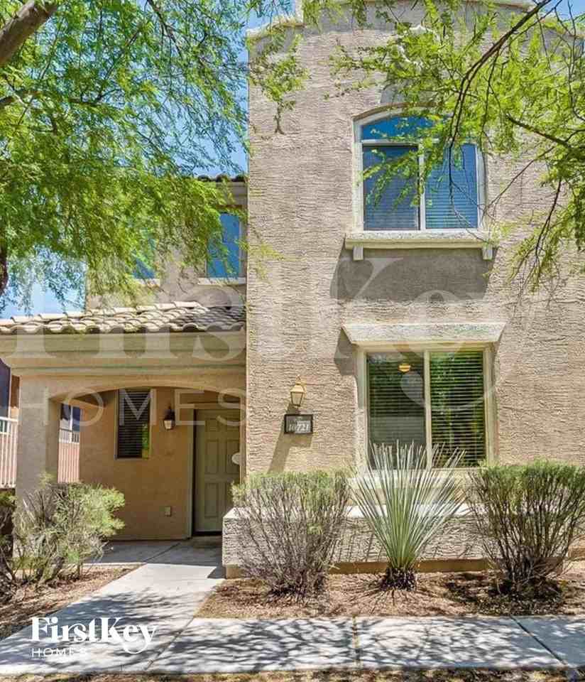 10721 E Sanctuary Ridge Ln