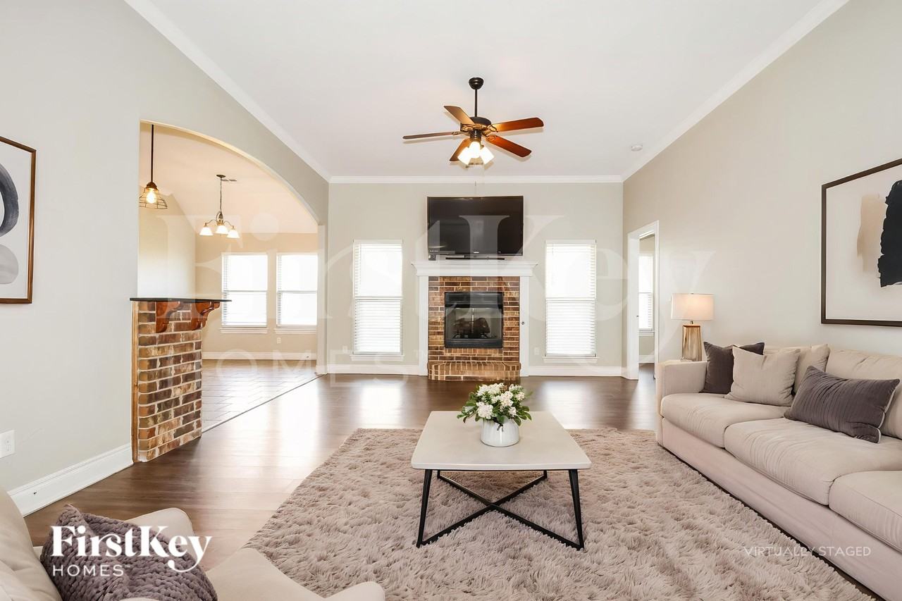 2604 Busheywood Dr - Photo 3 of 19