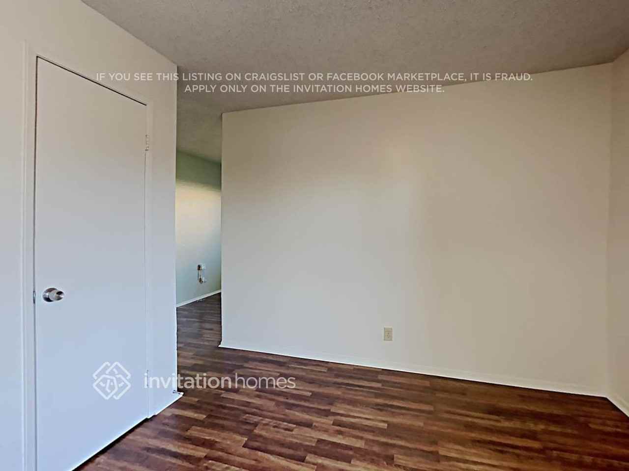 7913 Samantha Way - Photo 4 of 17