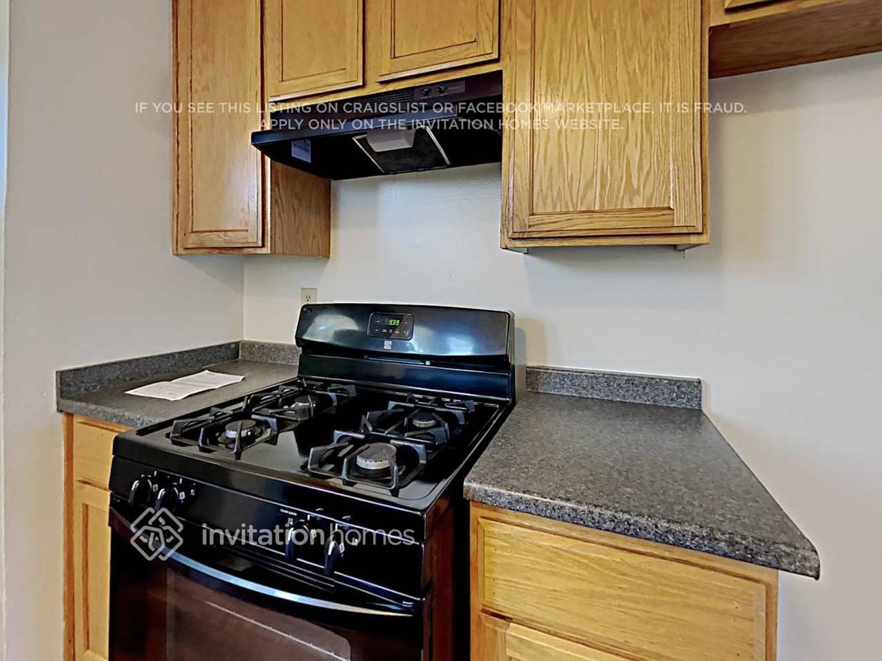 7913 Samantha Way - Photo 7 of 17