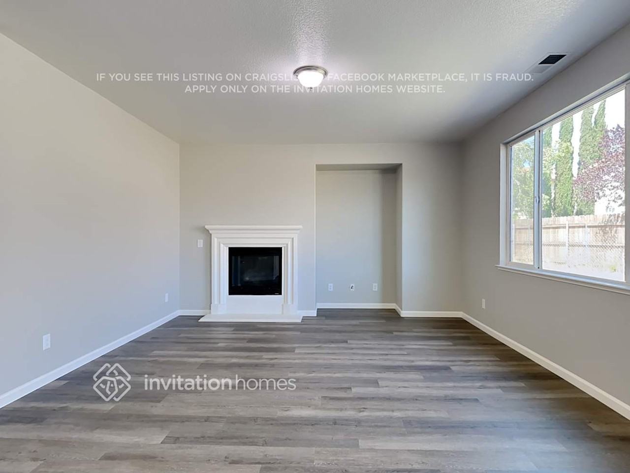 9020 Mosely Ct - Photo 7 of 20