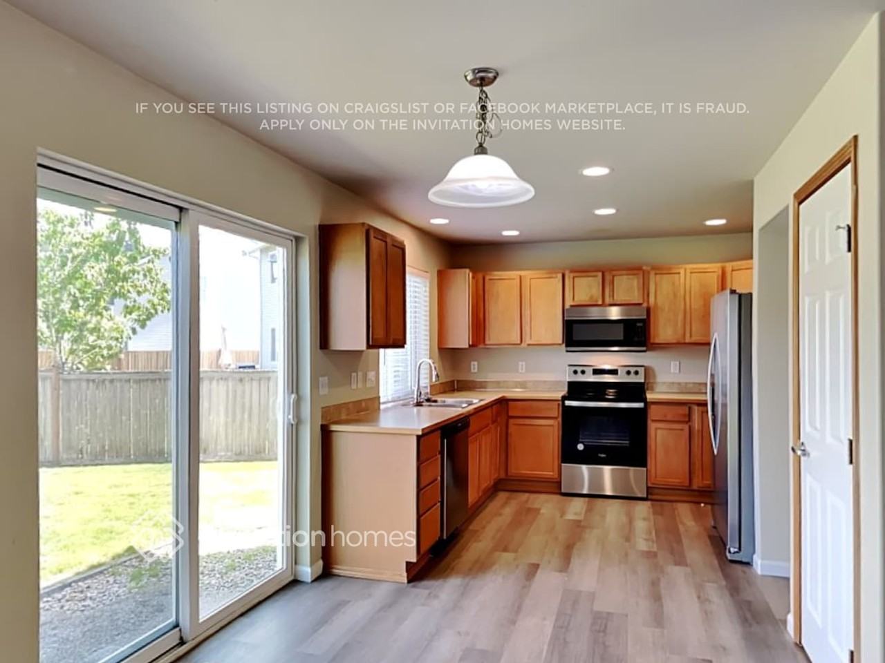 1314 Hardtke Ave Ne - Photo 7 of 20