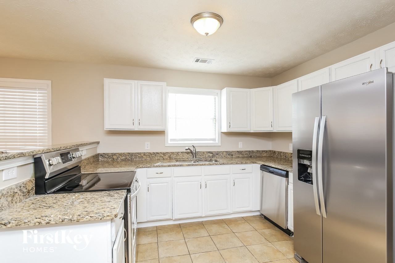 1500 Summer Lake Ter - Photo 6 of 15