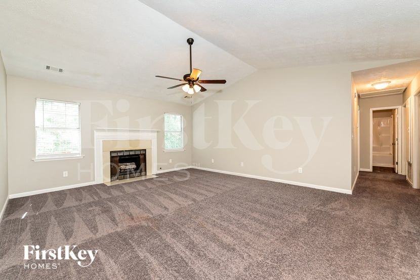 130 Dunwick Ln - Photo 2 of 15