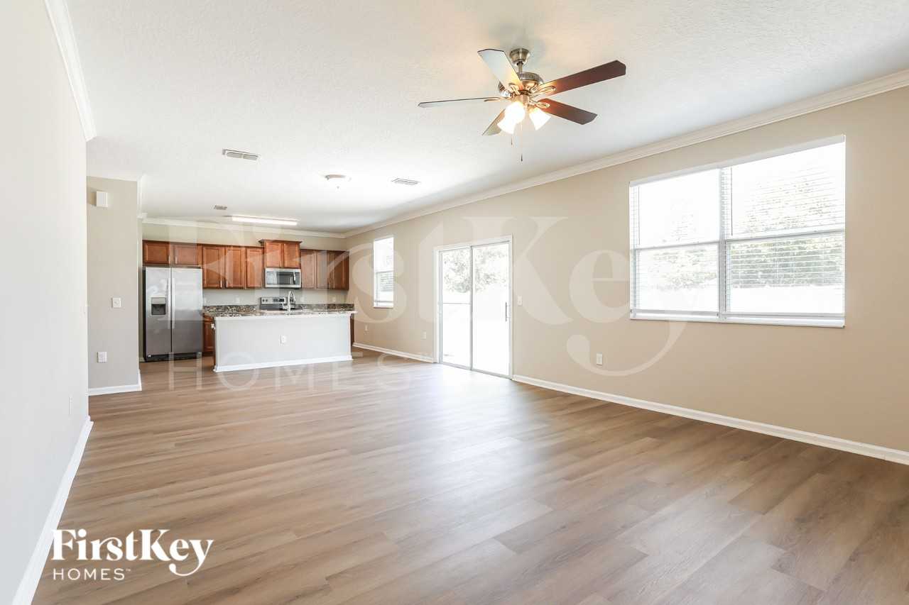 1958 Rock Springs Way - Photo 3 of 19
