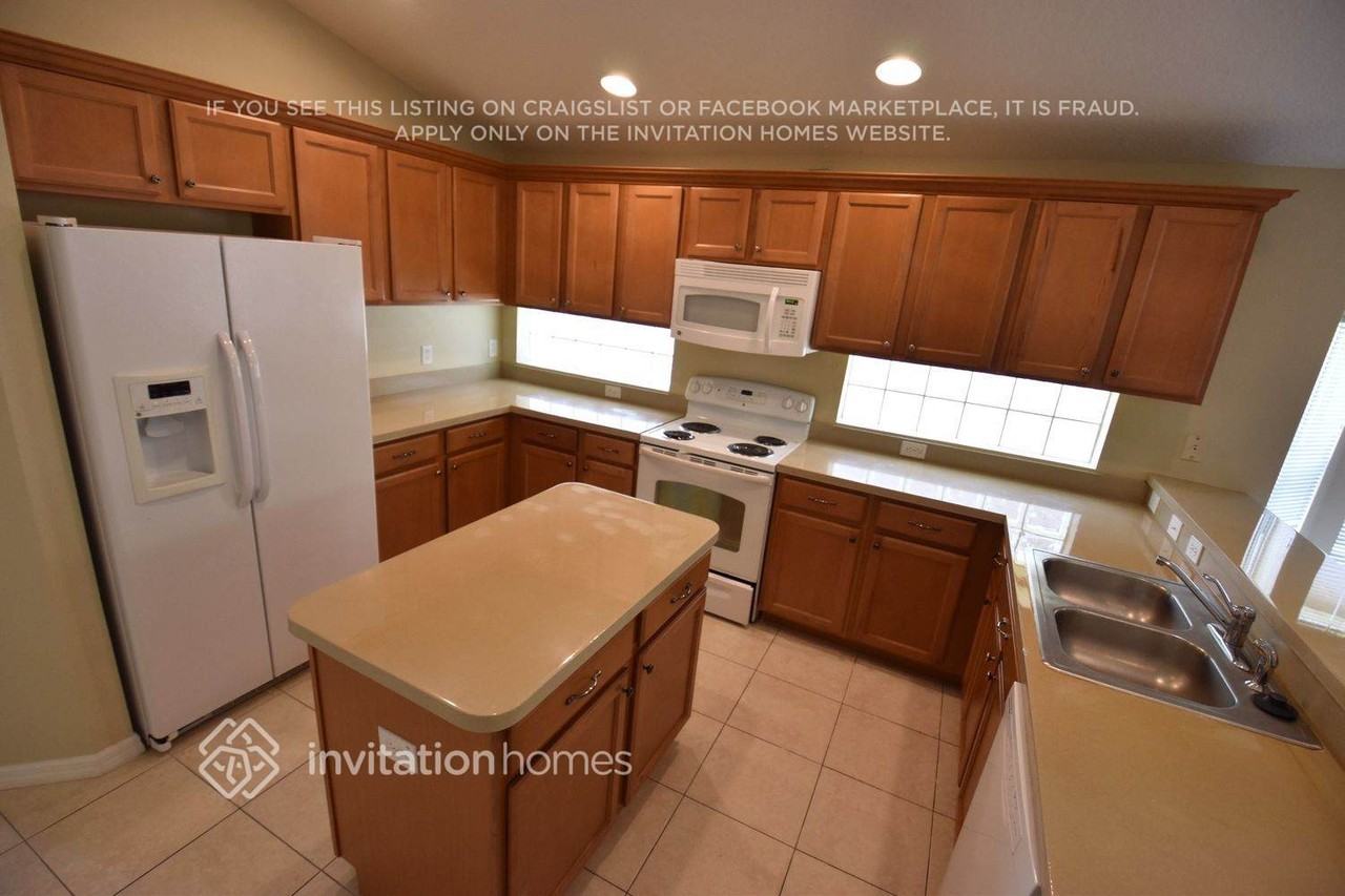 13824 Morning Frost Dr - Photo 3 of 5