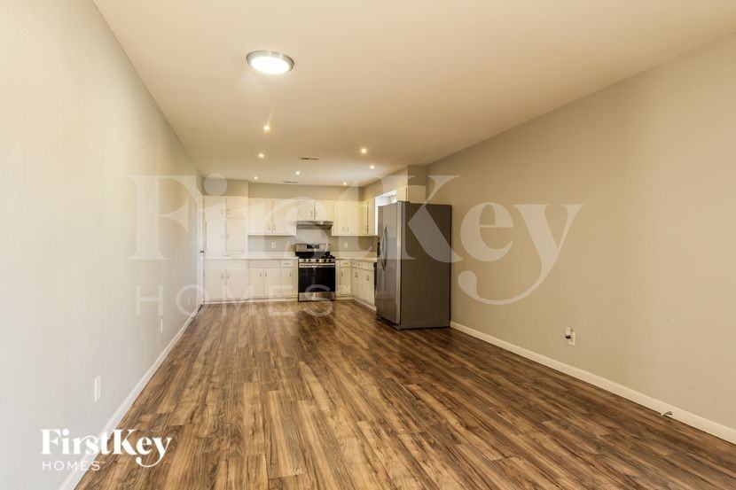 3602 W North Ln - Photo 3 of 16