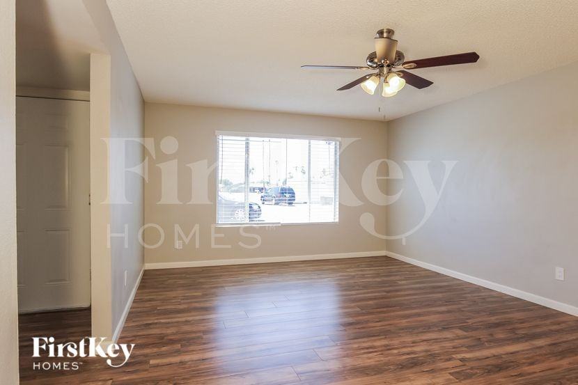 3602 W North Ln - Photo 5 of 16