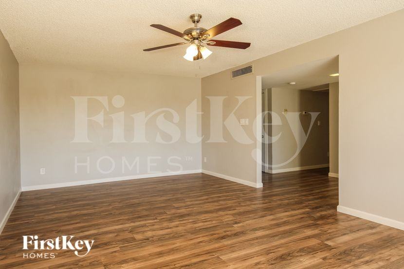 3602 W North Ln - Photo 6 of 16