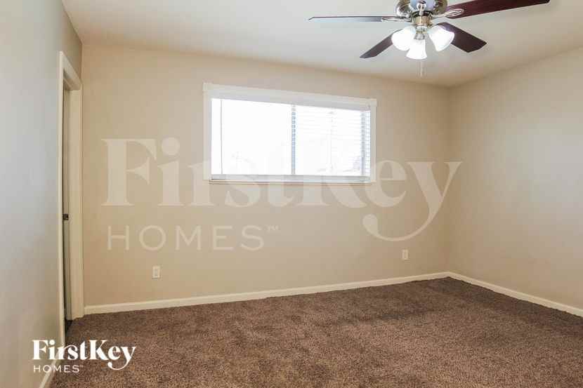 3602 W North Ln - Photo 7 of 16