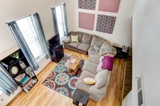 300 Warner St #2F - Photo 1 of 1