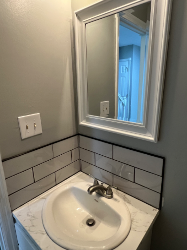 703 Brian Ct - Photo 4 of 27
