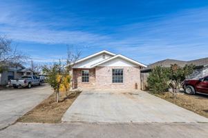 featured image of 604 Gage Loop