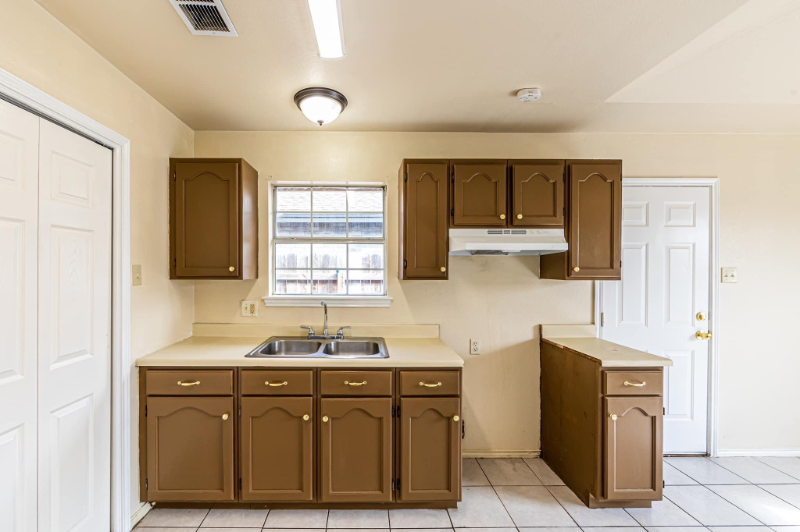 604 Gage Loop - Photo 7 of 18