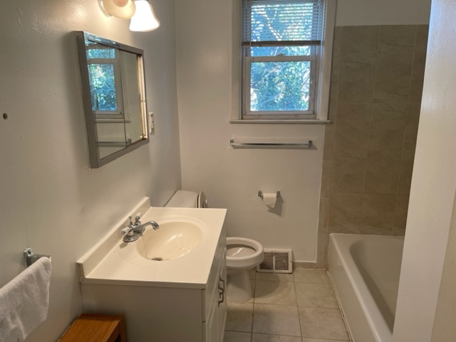 1201 Friendship St #6 - Photo 6 of 9