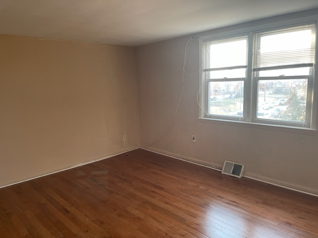 1201 Friendship St #6 - Photo 7 of 9
