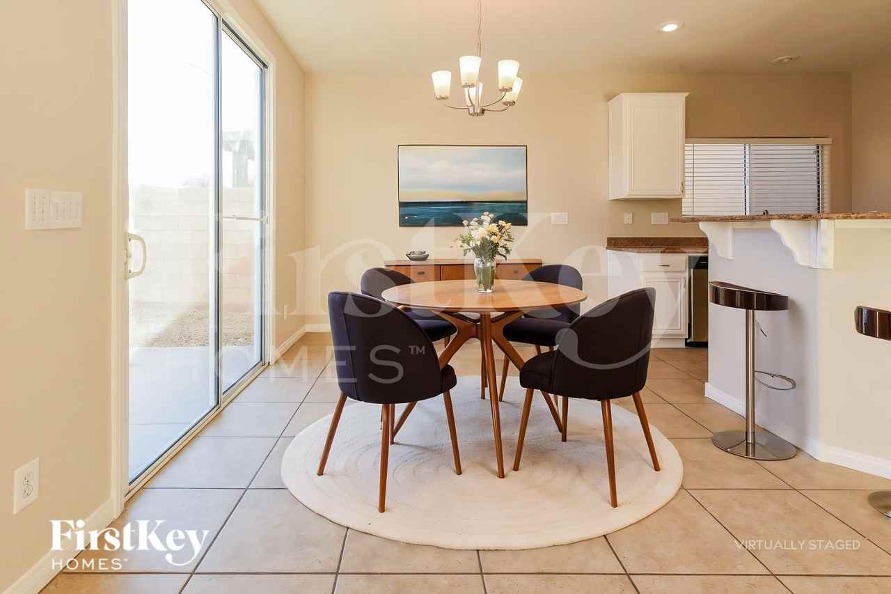 215 Del Cira Ave - Photo 5 of 18