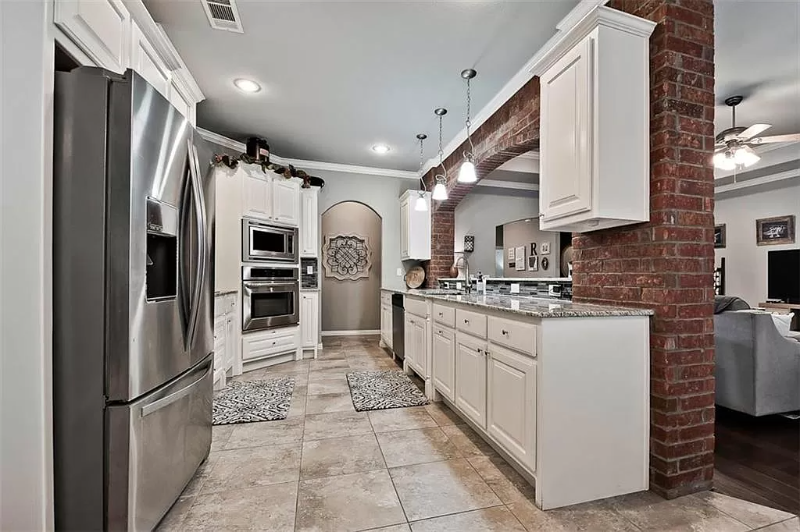 707 Sw Barn Valley Rd - Photo 5 of 16