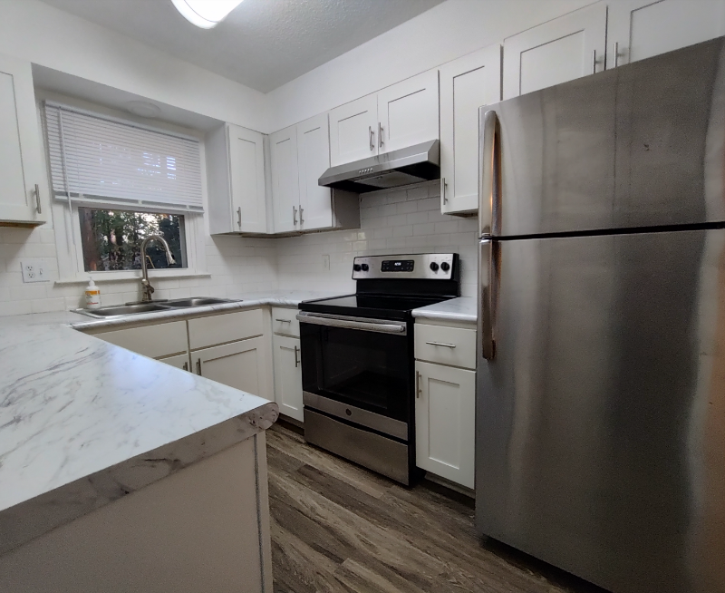 5007 Lundy Dr - Photo 5 of 9