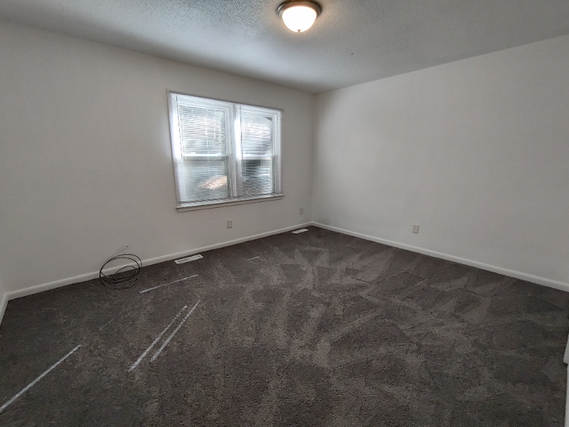 5007 Lundy Dr - Photo 7 of 9
