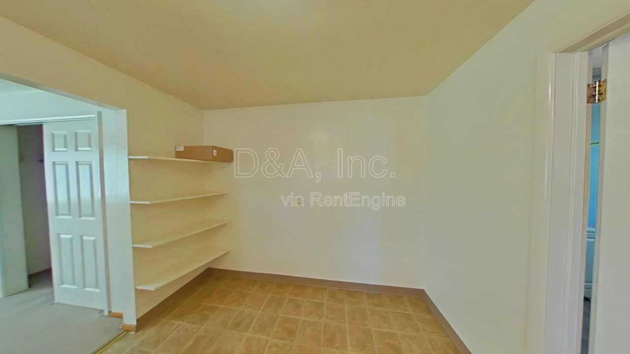 960 Nw Cleveland Ave #1 - Photo 4 of 10