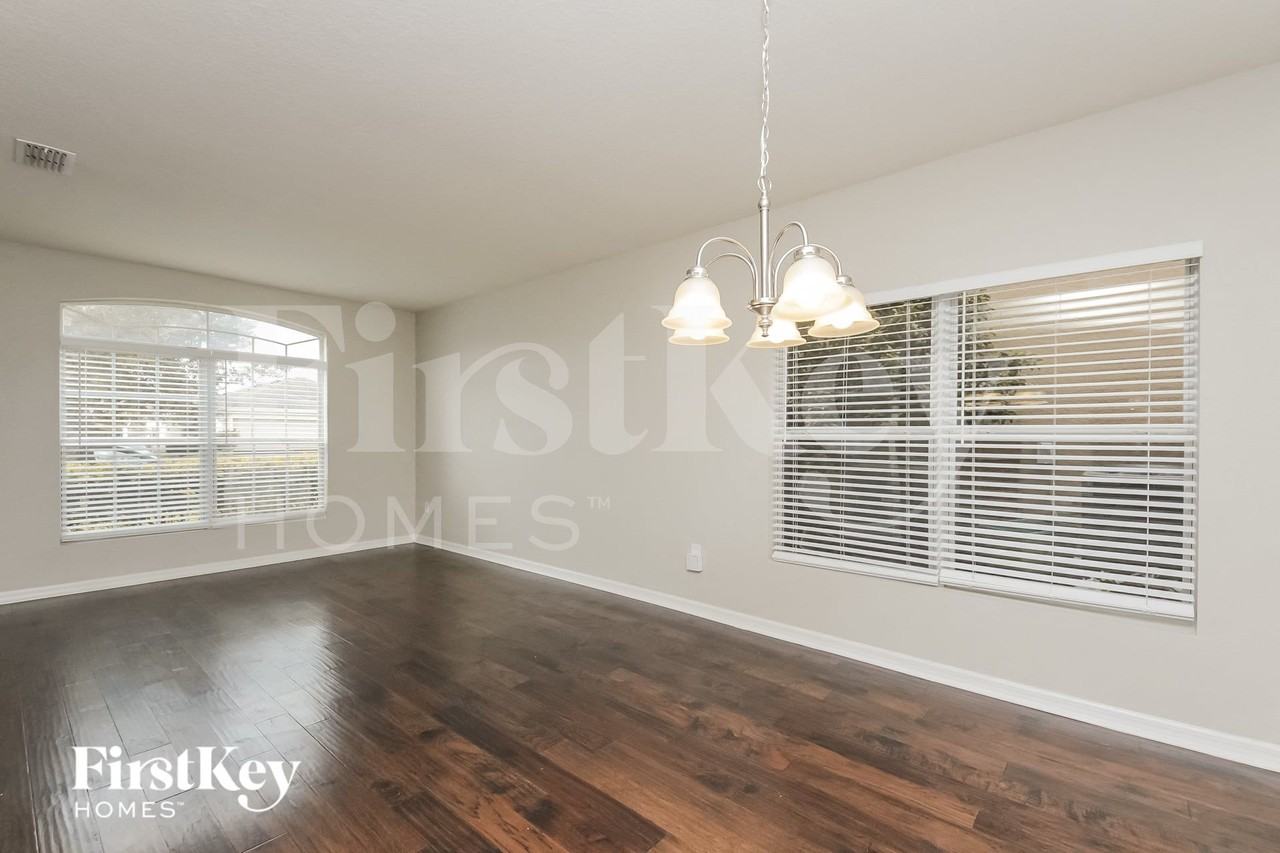 10780 Cabbage Tree Loop - Photo 4 of 15