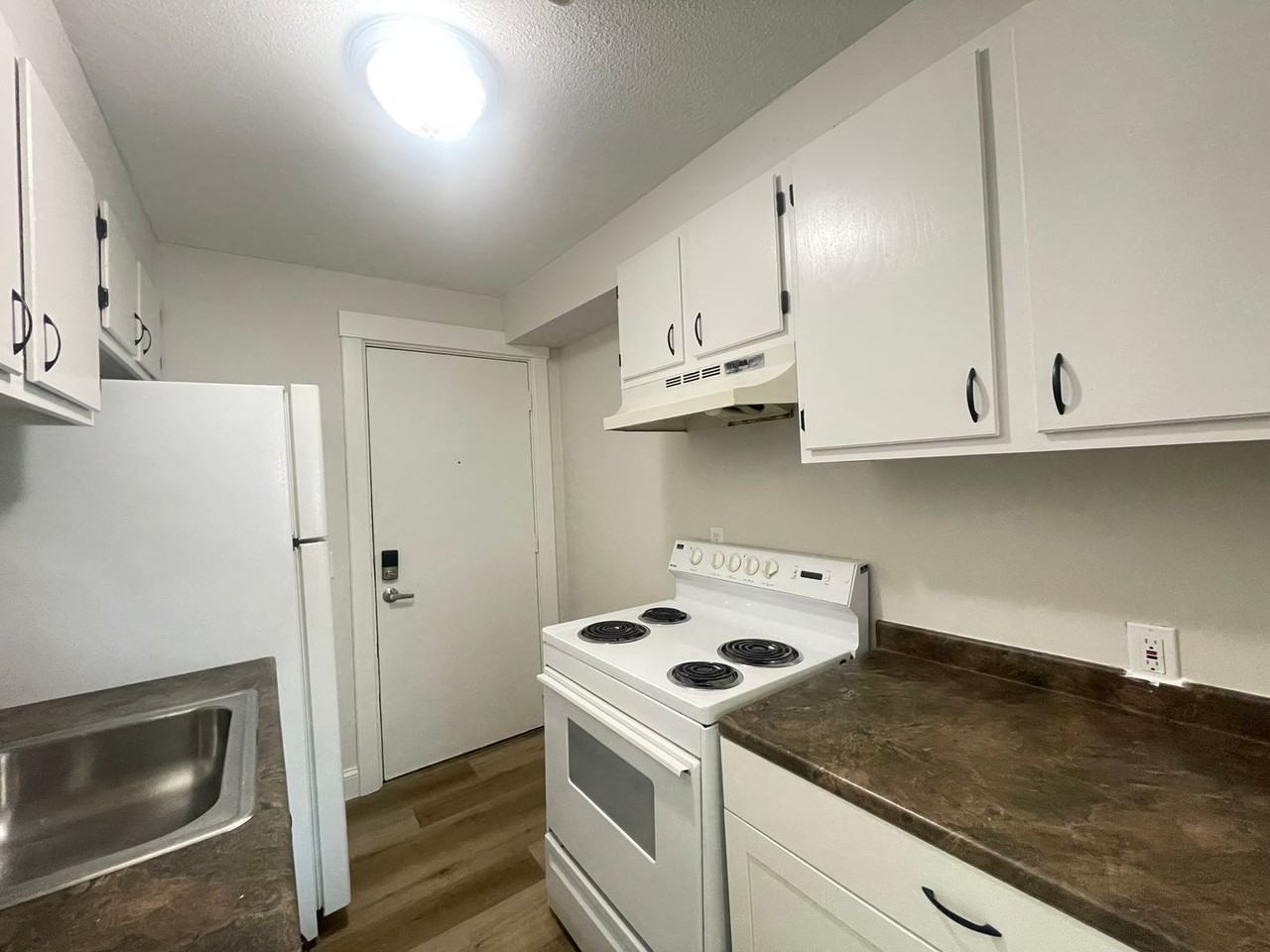 251 Pine St #201 - Photo 6 of 13