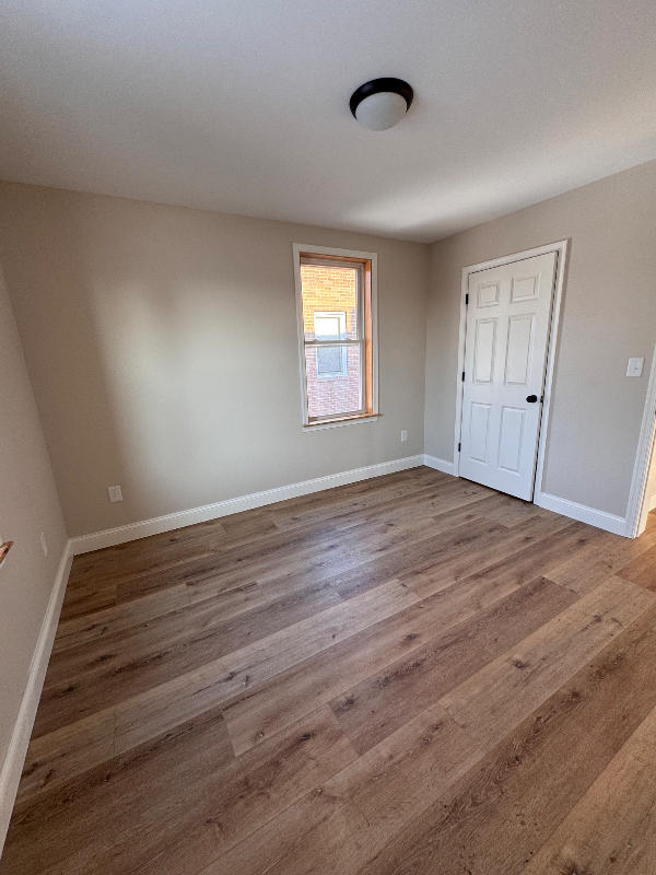 213 W Court St #4 - Photo 4 of 10
