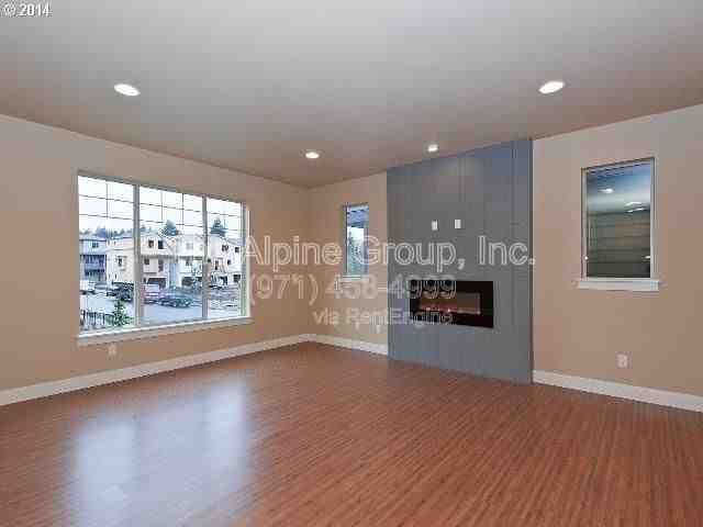 14323 Sw Compass Dr - Photo 2 of 10