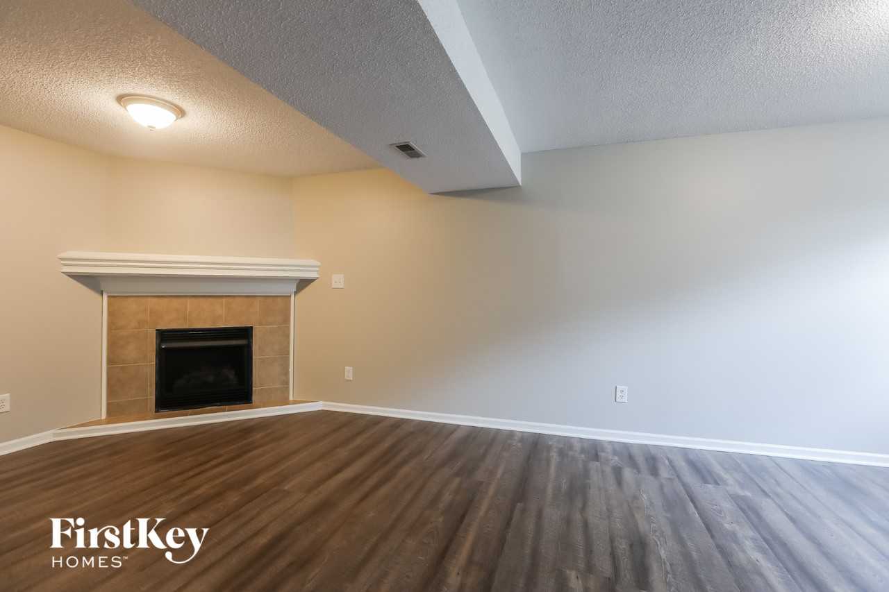 11036 N Mckinley Ave - Photo 7 of 15